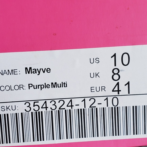 Heels - Picture 2 of 3